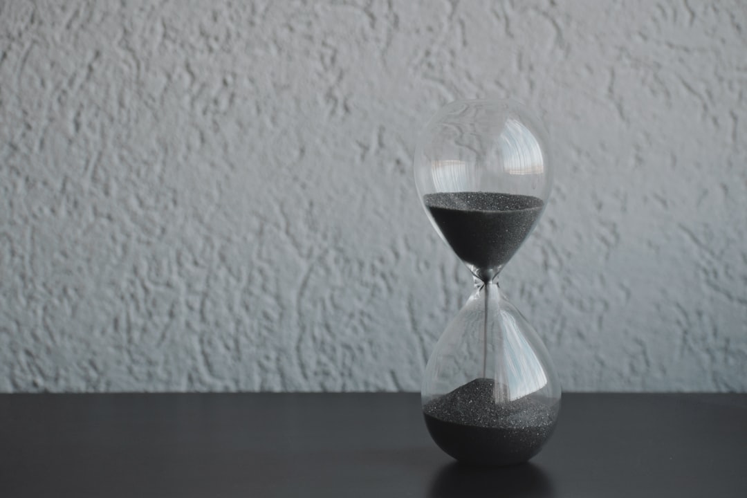 Time Hunting: The Real Life Hidden in the Shadow of Obligations